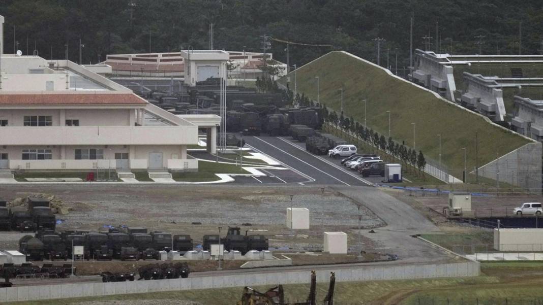 Kuzey Kore ve Japonya'da sirenler susmadı: Askeri keşif uydusu denize düştü 3